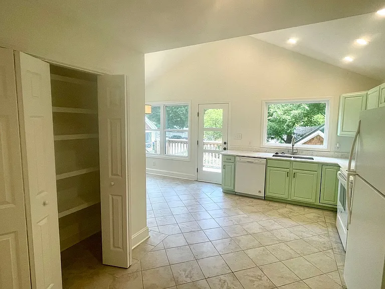 1313 South Alston Ave — Photo 9