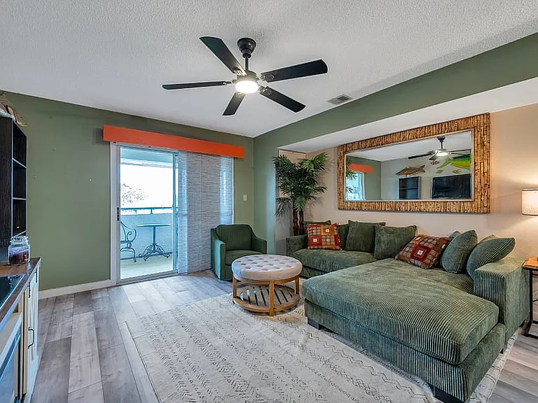 5567 Sea Forest Dr #320 — Photo 3