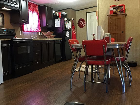 4th image of 2222 County Road 121