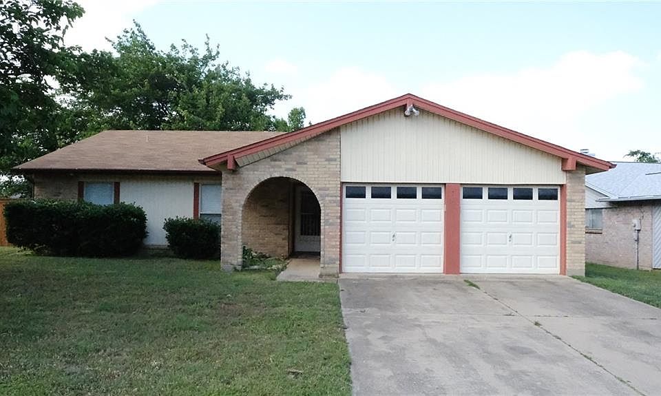 1st image of 7324 Misty Meadow Dr S
