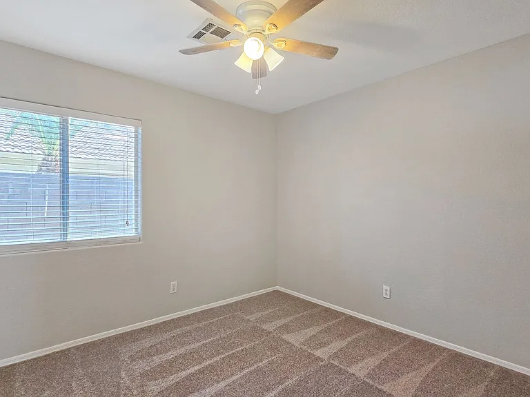 10225 N 94th Ln — Photo 14
