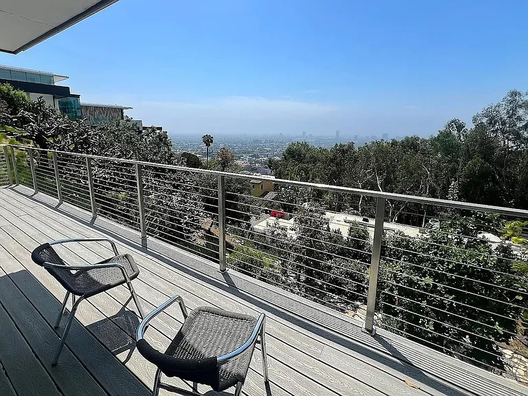 8376 Hollywood Blvd — Photo 52