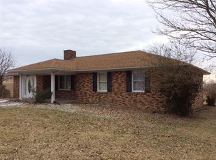310 McAfee Ln, Salvisa, KY 40372