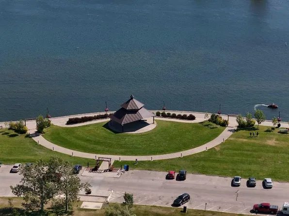 300 E Marina Dr #236, Chestermere, AB T1X 0P6