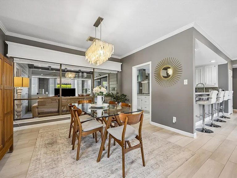11646 Manor Park Dr — Photo 5