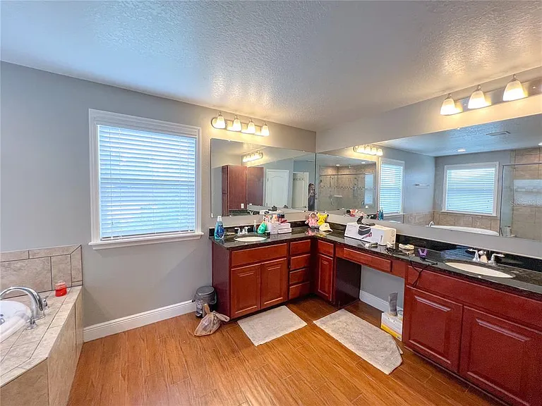948 NW 252nd Dr — Photo 18