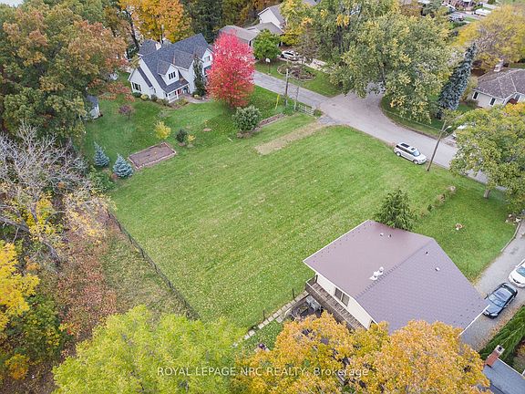 3rd image of 56 A Henley Dr