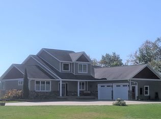 57291 132nd Ave, Altura, MN 55910