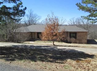 12633 Blueberry Ln, Fayetteville, AR 72745