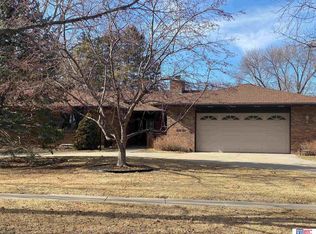 6030 Rosebud Cir, Lincoln, NE 68516