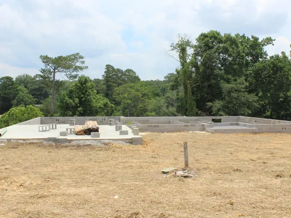 1465 Orchard Dr, Cullman, AL 35055