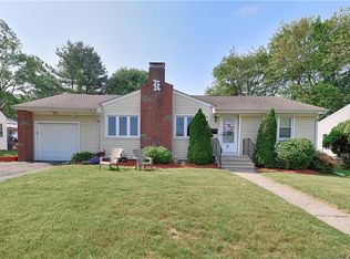 65 Lincoln St, Stratford, CT 06614