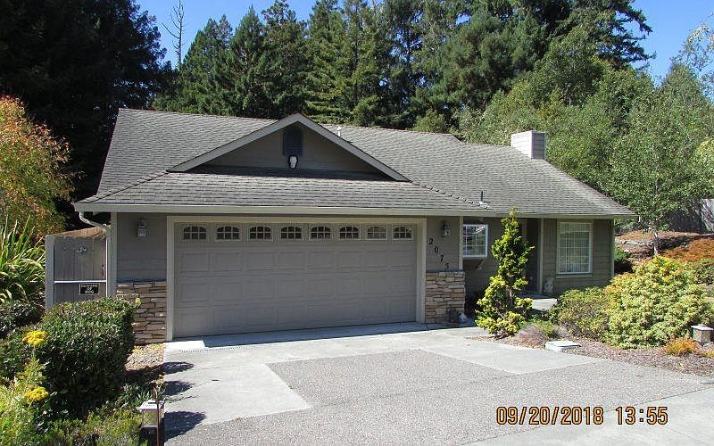 1st image of 2075 Foxwood Dr