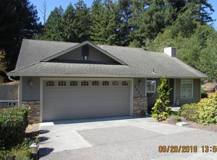 2075 Foxwood Dr, Eureka, CA 95503