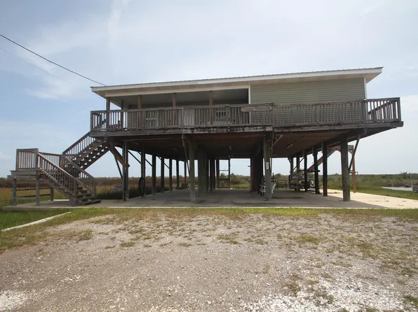 626 Highway 1, Grand Isle, LA 70358