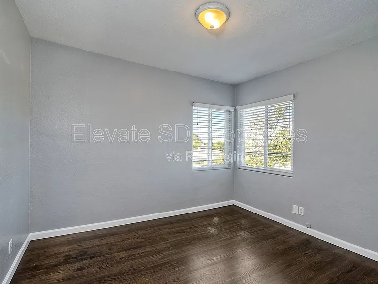 3557 1/2 College Ave — Photo 14