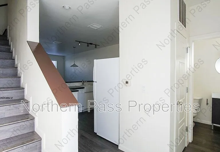 6262 Woodrow Bean #20 — Photo 3
