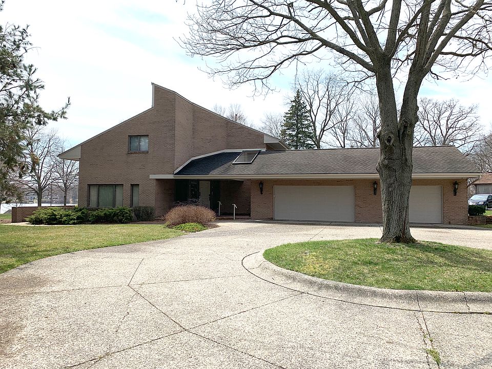 1st image of 43303 S I 94 Servce Dr