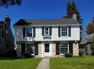 9312 Stickney Ave, Wauwatosa, WI 53226