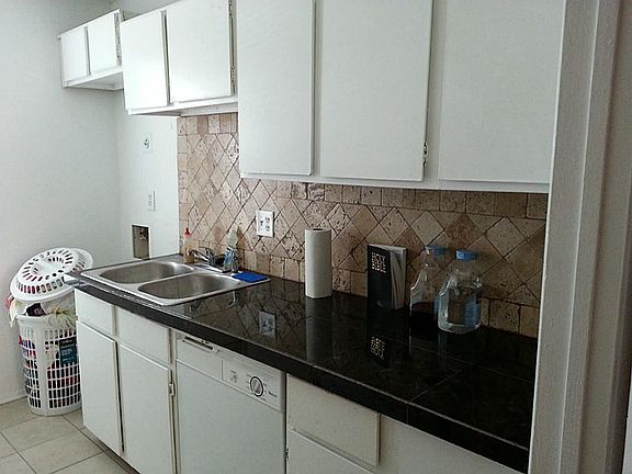 4th image of 8323 Wilcrest Dr APT 3012