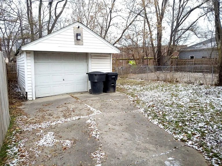 10442 Merlin St — Photo 13