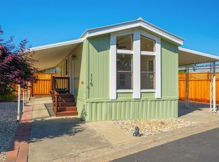 115 Colonial Park Dr, Santa Rosa, CA 95403