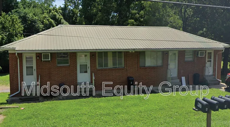 1005 Tucker St #B — Photo 1