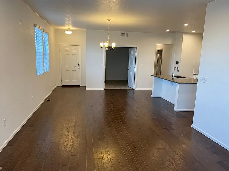203 Jackson Dr — Photo 9