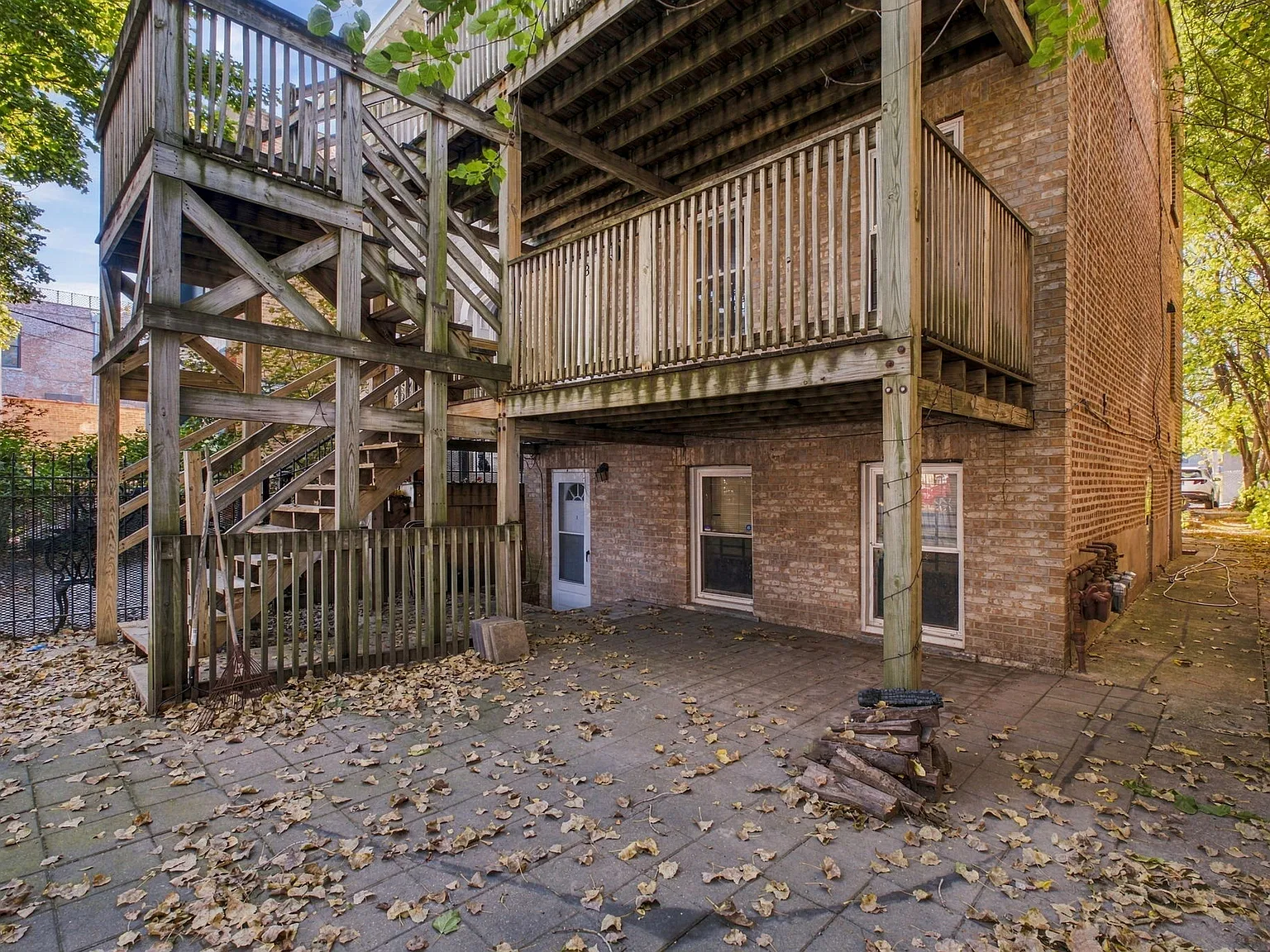2 bed, $2,245 — Photo 2