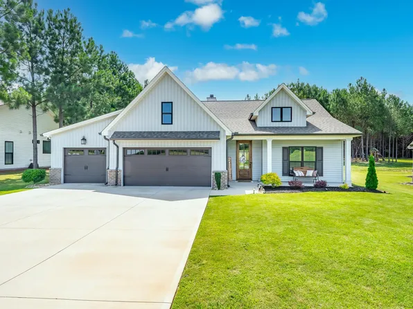 127 W Stewart St, Pelzer, SC 29669