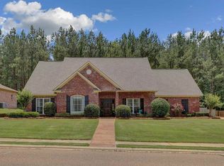 436 Edgewood Xing, Brandon, MS 39042