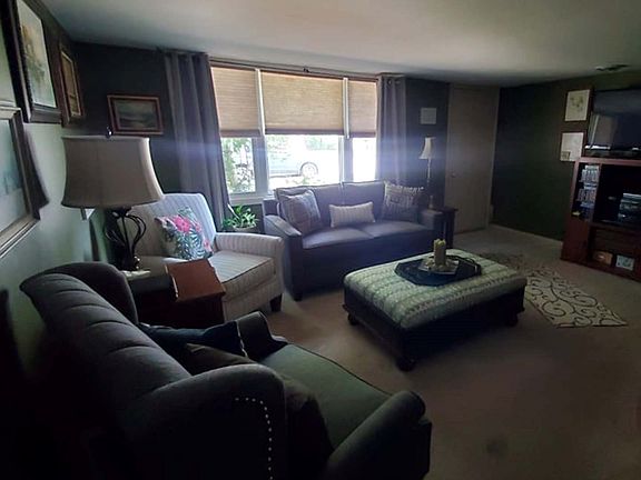 2nd image of 318 Dodge Ave