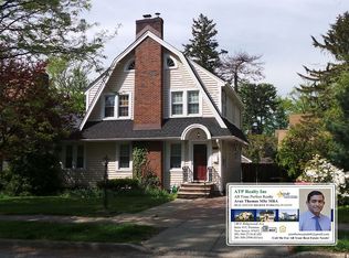 187 Kings Ct, Teaneck, NJ 07666