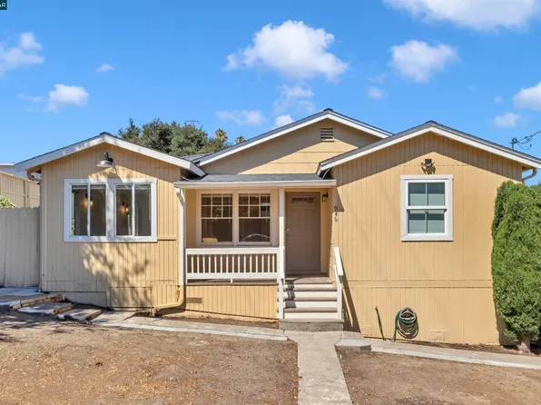 948 Jones Ave, Pinole, CA 94564