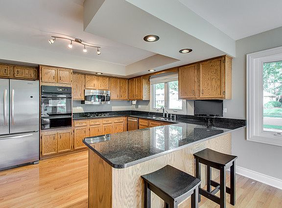 4th image of 13701 Lindsay Dr