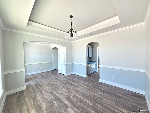 3rd image of 116 Oakmont Lane