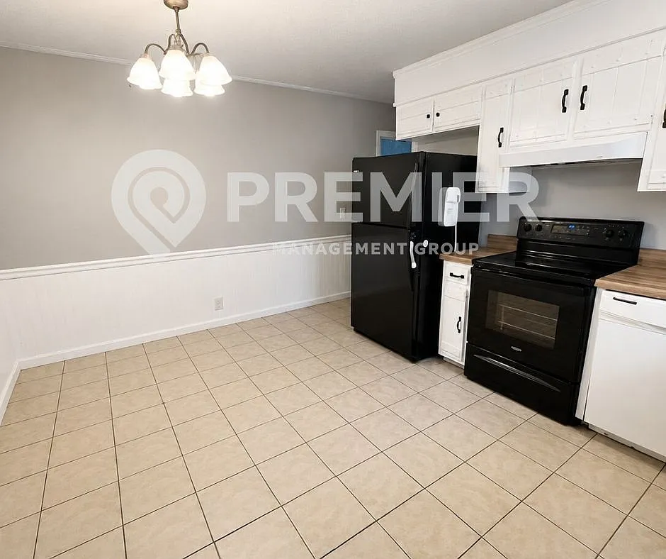 1611 Hartsville Pike - 1 — Photo 3
