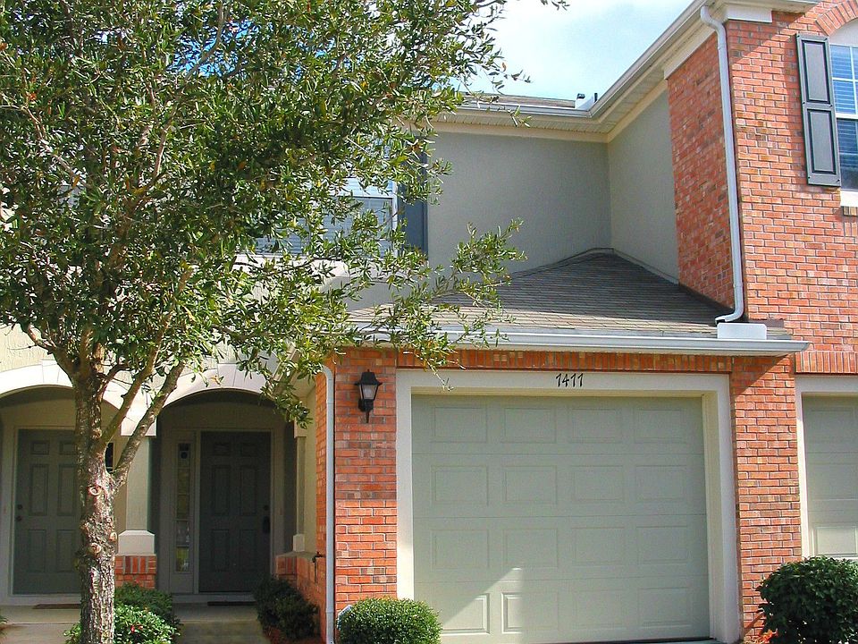 Brightwater Townhouse