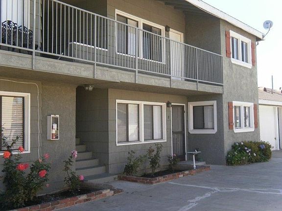 3rd image of 679 Center St #7