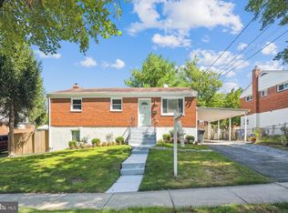 11433 Schuylkill Rd, Rockville, MD 20852