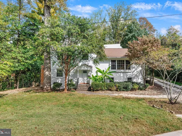 8829 Ridge Rd, Bethesda, MD 20817