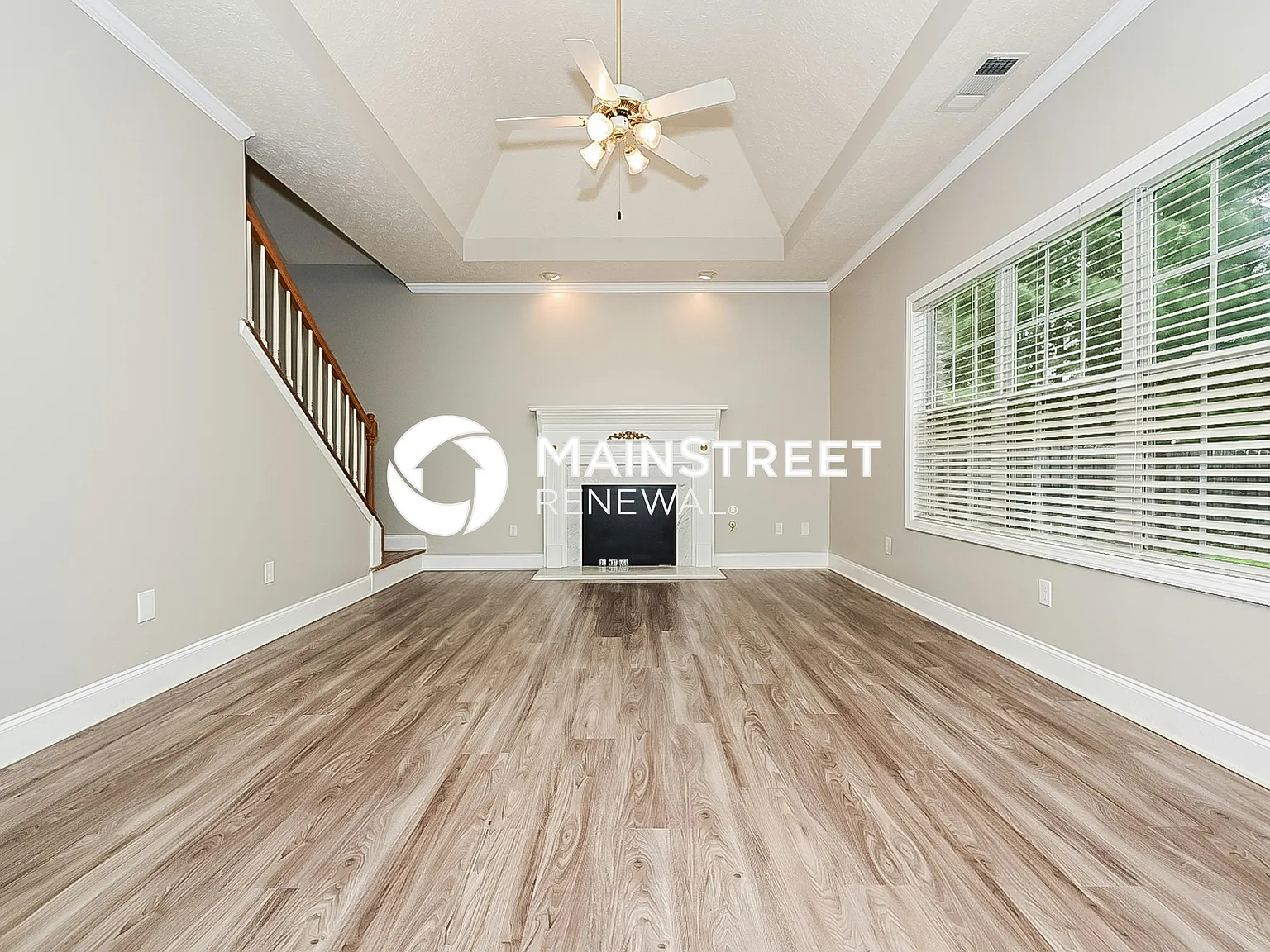 325 Arbor Ridge Pkwy — Photo 2