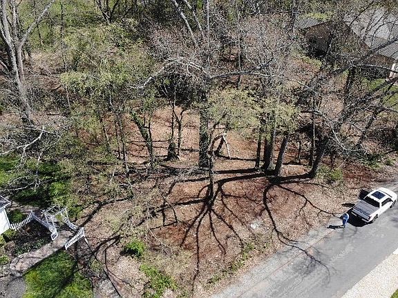 5th image of 210 Chatuga Way