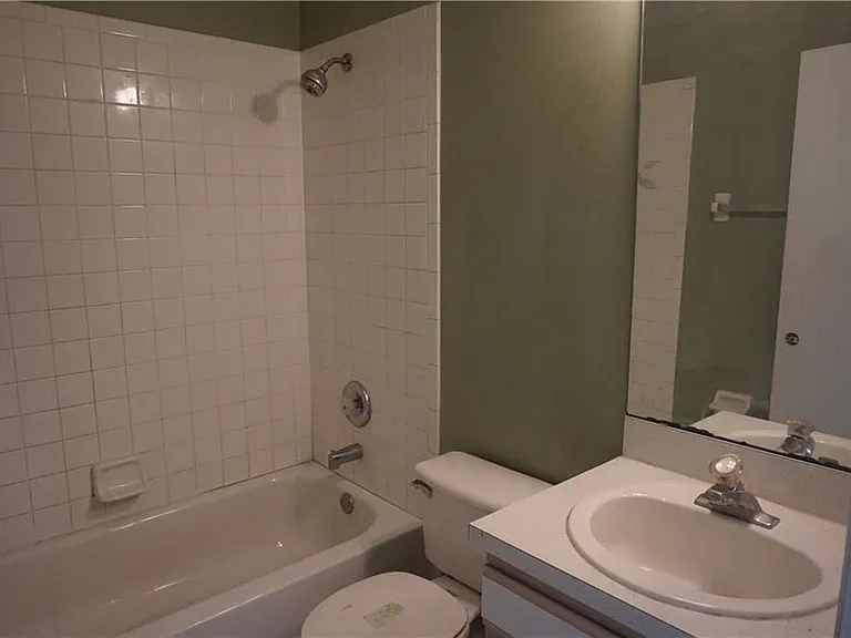 7139 Edgewater Shores Ct — Photo 10