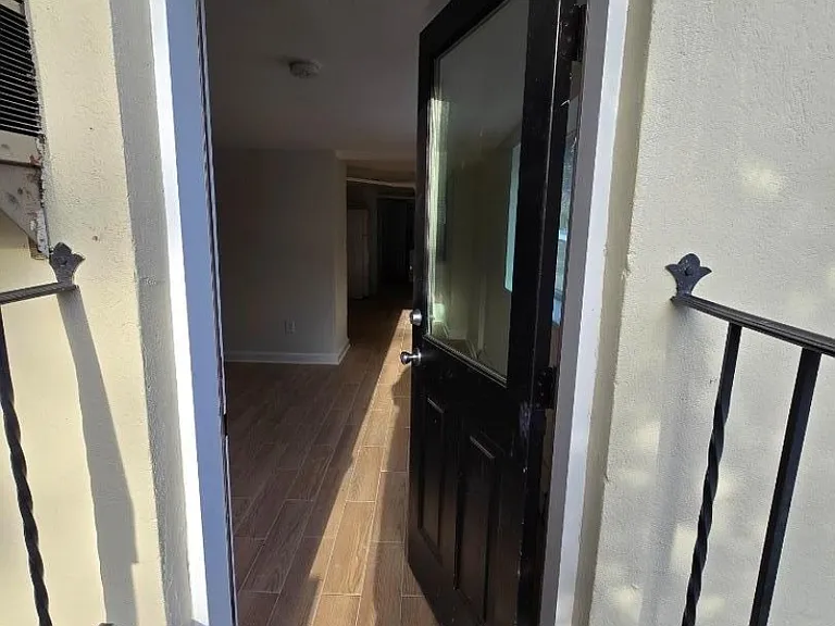43 Walnut Cres #1 — Photo 28