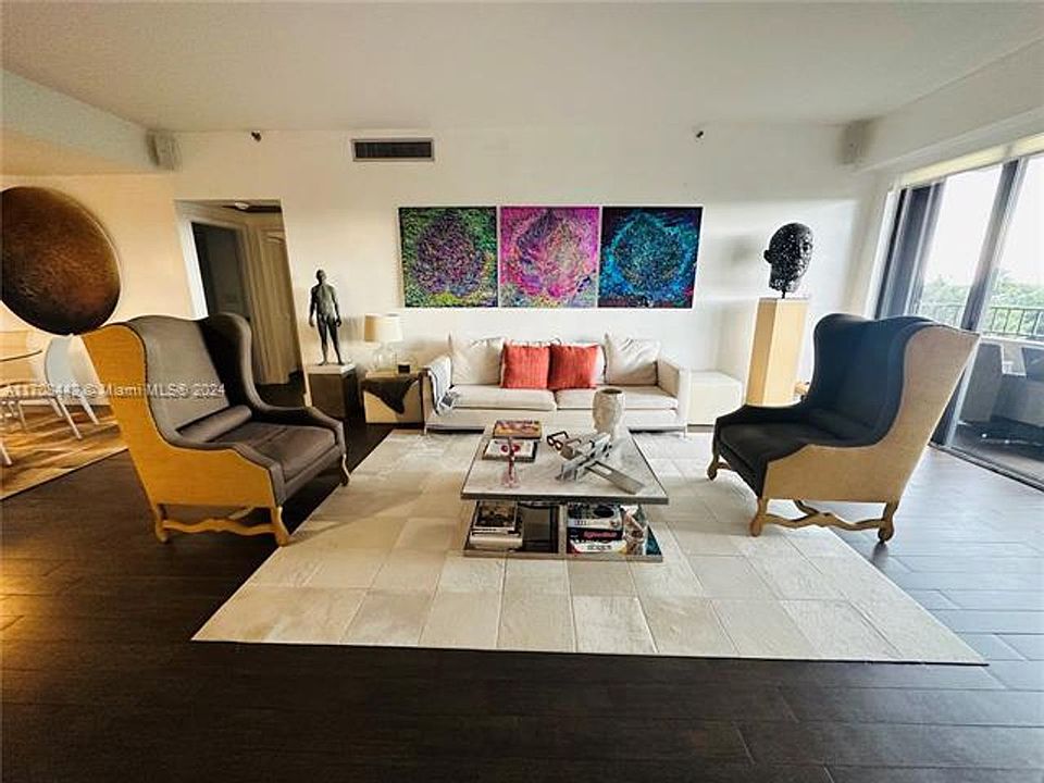 1st image of 201 Crandon Blvd APT 402