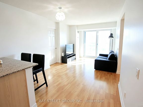 4th image of 83 Borough Dr Unit 1814