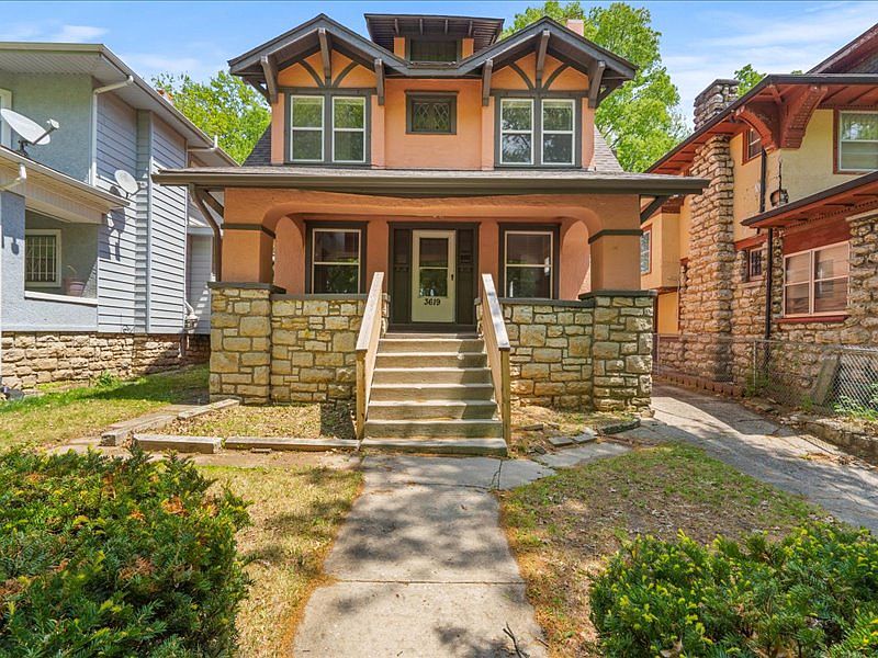 1st image of 3619 Benton Blvd #1