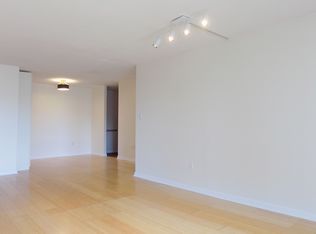 4600 S Four Mile Run Dr APT 819, Arlington, VA 22204