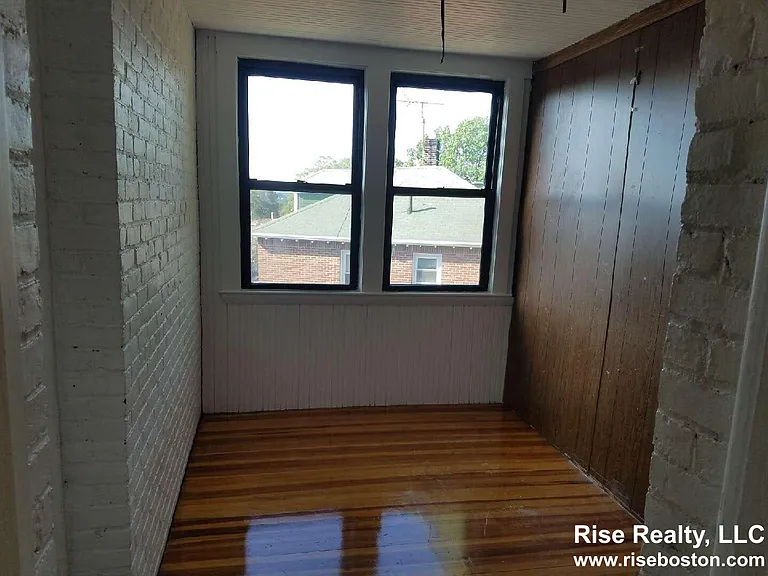 225 Chestnut Hill Ave #3 — Photo 8